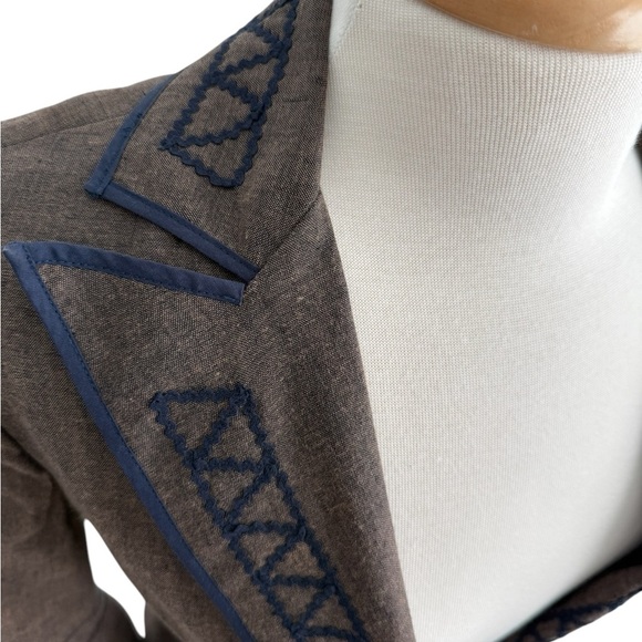 BCBGMAXAZRIA Brown Tailored Linen Blazer with Notched Lapel and Tie Belt Size M - Picture 3 of 9